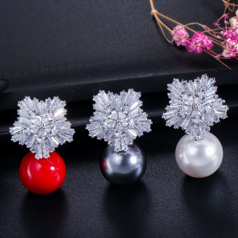 Женские серьги гвоздики серебряного цвета с фианитом и жемчугом|flower stud earrings|fashion