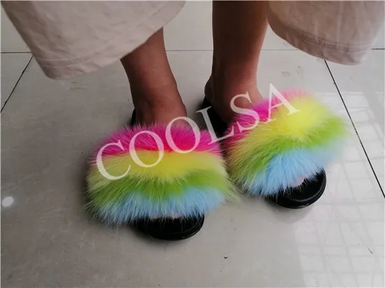 as picture shows COOLSA/Новинка; женская пушистая лиса; меховые тапочки; женская обувь для отдыха на море; модные плюшевые меховые Вьетнамки; Повседневная Домашняя обувь на плоской подошве; Лидер продаж - Цвет: as picture shows