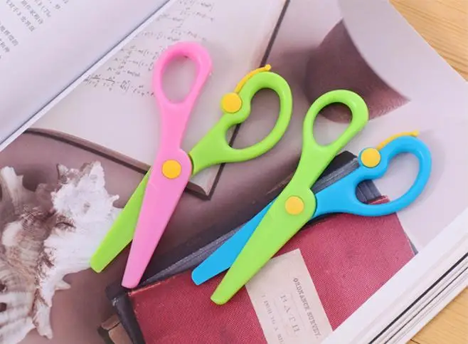 1 шт. мини-ножницы Kawaii Канцелярские Товары Дети DIY пластик ножницы студент ребенок ремесло поставки милый детский сад поставки