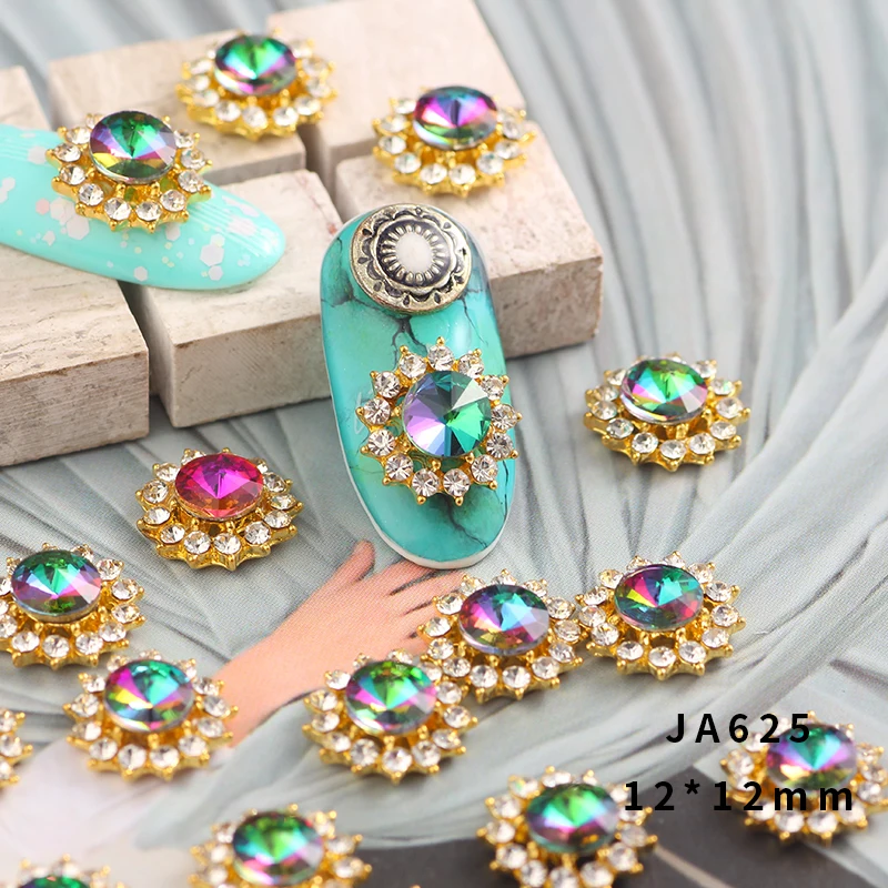 10pcs/lot crystals 3D Glitter Nail Art Sticker Retro Metal Style triangle Round Alloy Tips Decoration Charms AB Jewelry | Красота и