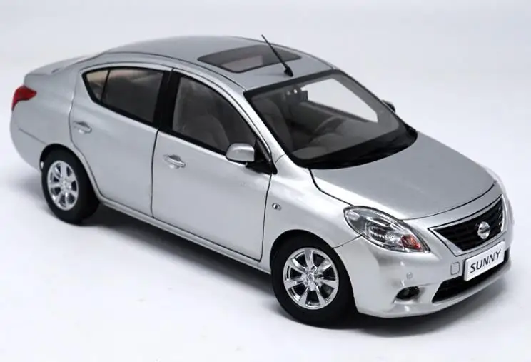 Высокая имитация Nissan Sunny, 1:18 sacle сплав автомобиля Расширенная Коллекция Модель, литой металлический автомобиль
