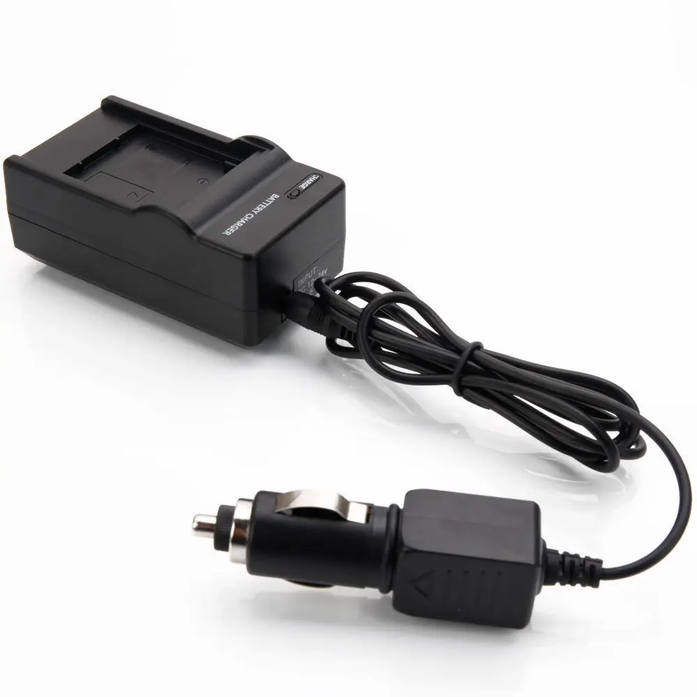 Автомобильное зарядное устройство + штепсельная вилка европейского стандарта