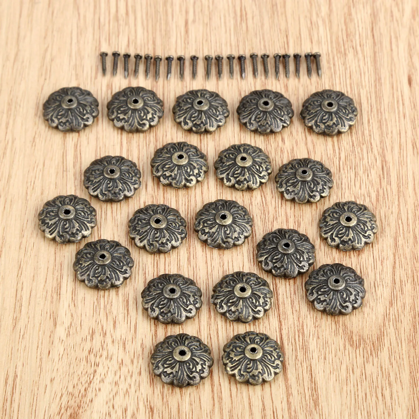 50Pcs 15mm Dia.Antique Brass Upholstery Nail Jewelry Chest Wine Gift Box Decor Tack Stud For Furniture Hardware