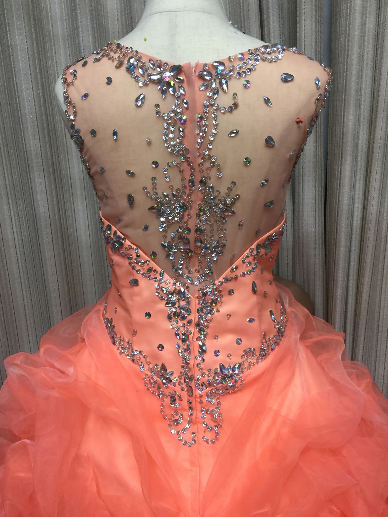 Новое поступление коралловые платья Quinceanera 2019 бальное платье с бисером длинное