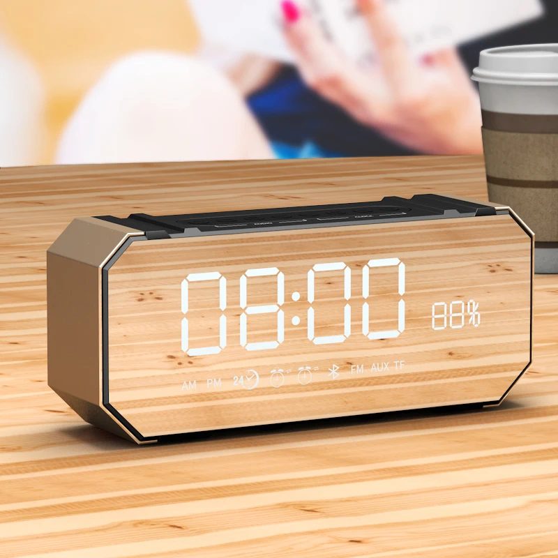 Светодиодный Будильник Reloj Цифровой Benfica Настольный говорящий захват многофункциональный аудио Настольный Despertador Proyector электронный - Цвет: Golden