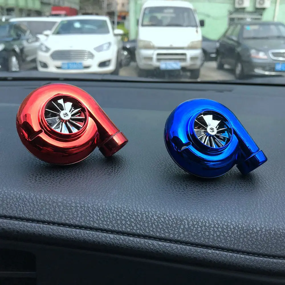 Ароматизатор в автомобиле освежитель воздуха автомобильный парфюмированный