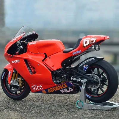 Модель DUCATI Desmosedici для сборки мотоцикла масштаб 1/12 строительные наборы DIY Тамия
