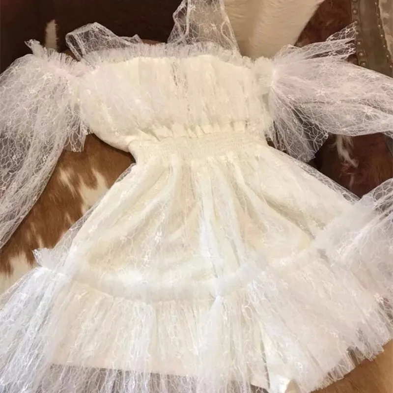 TWOTWINSTYLE кружевные лоскутные Комбинезоны женские с открытыми плечами фонари