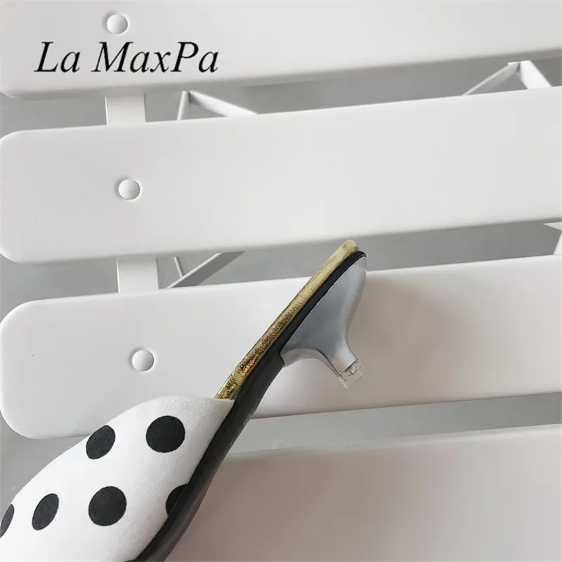 Летние модные женские классические туфли La MaxPa 2018 на тонком высоком каблуке