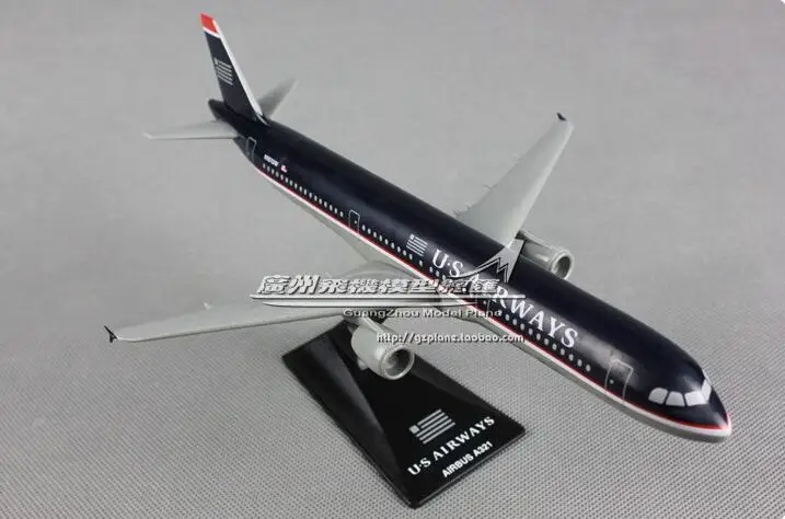 Модель самолета A321 из пластика 22 см подарок ребенку на день рождения | Игрушки и