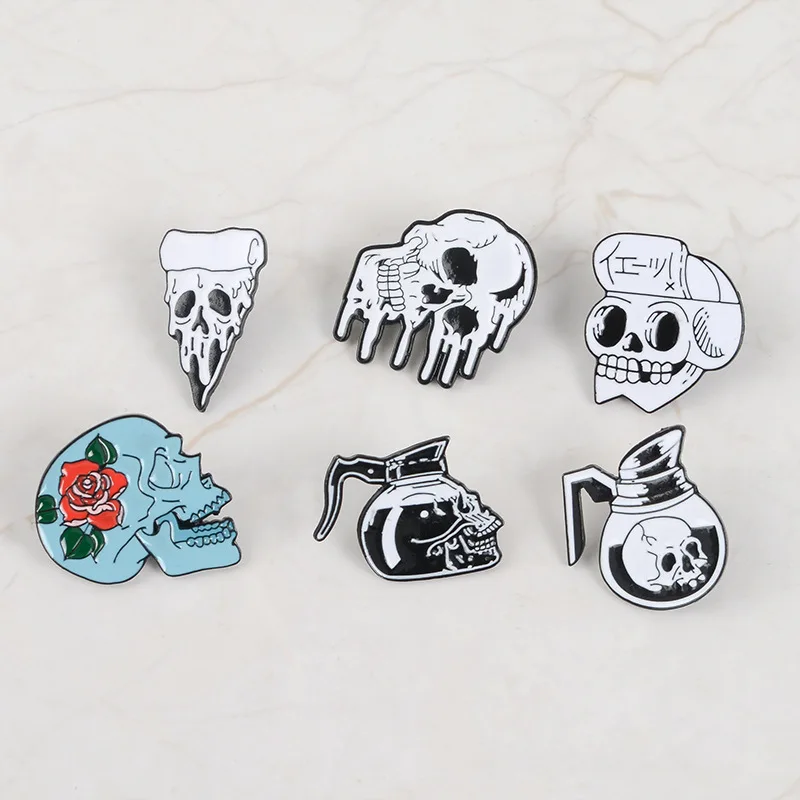 1PCS Creative personality Gothic Black and White Skull Brooch Rose Bone Pizza Skeleton Teapot Skulll Pin Badge Coat accessories | Дом и сад
