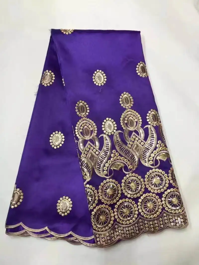 Новый дизайн 2017 элегантный белый низ с черной водорастворимой вышивкой