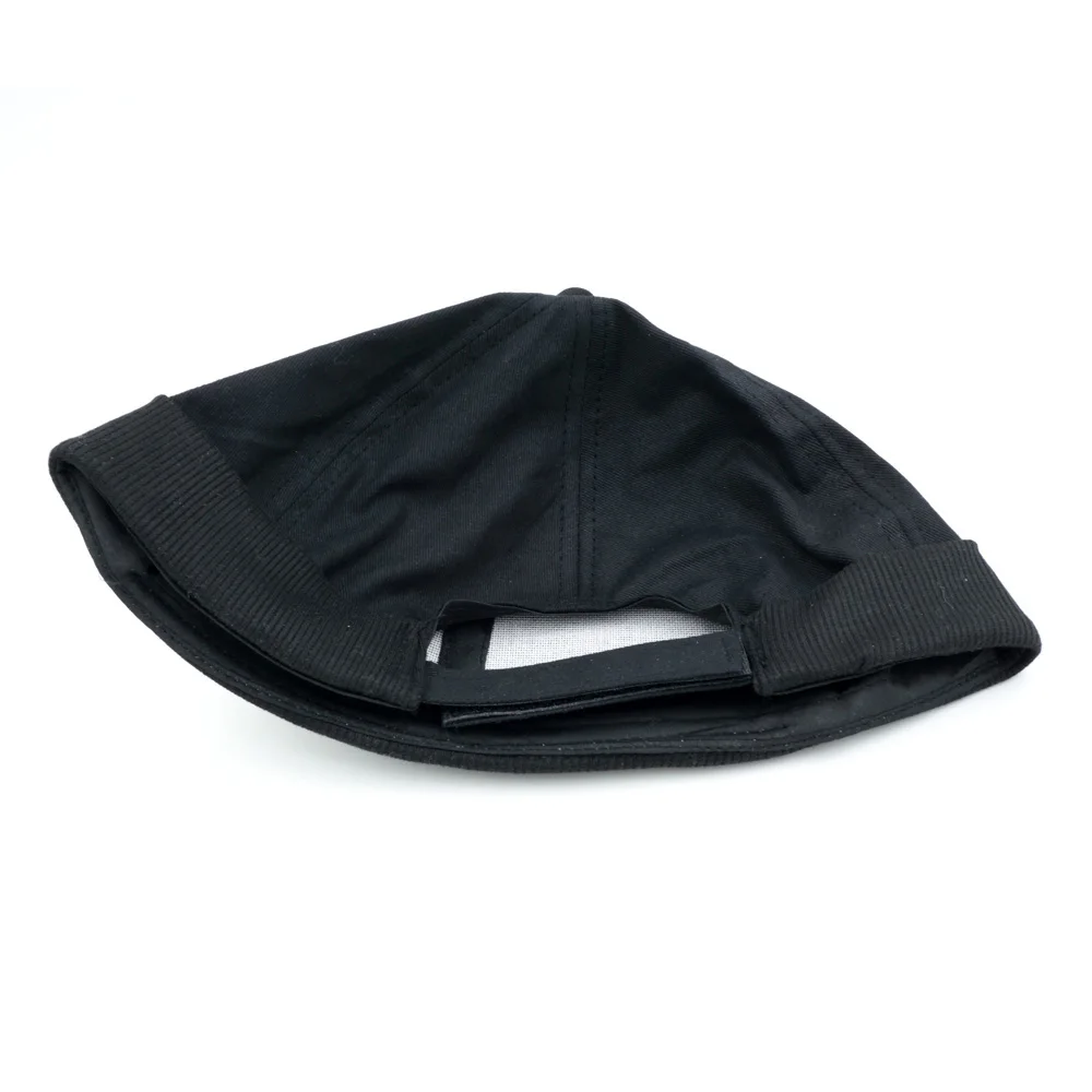 Мужские и женские шапки с черепом матроска корейский тренд свернутые манжеты