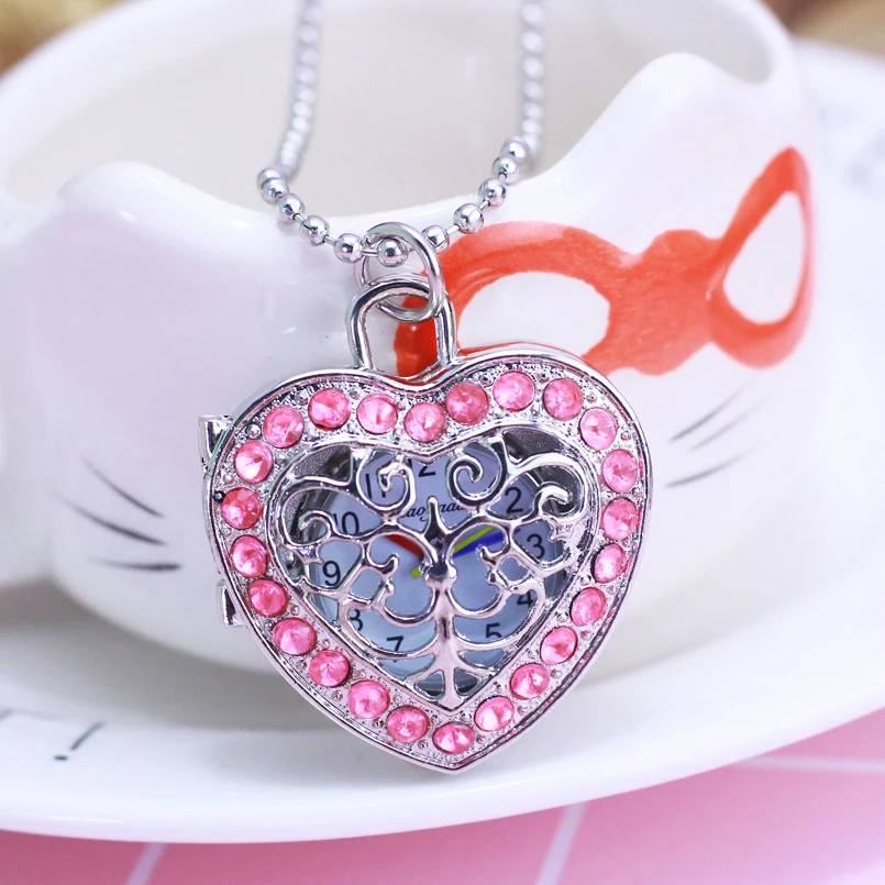 

Hot New Children Girls Personality Flip Hollow-Out Quartz Pocket Heart-Shape Diamond Rhinestone Fob Watches Necklace Clock