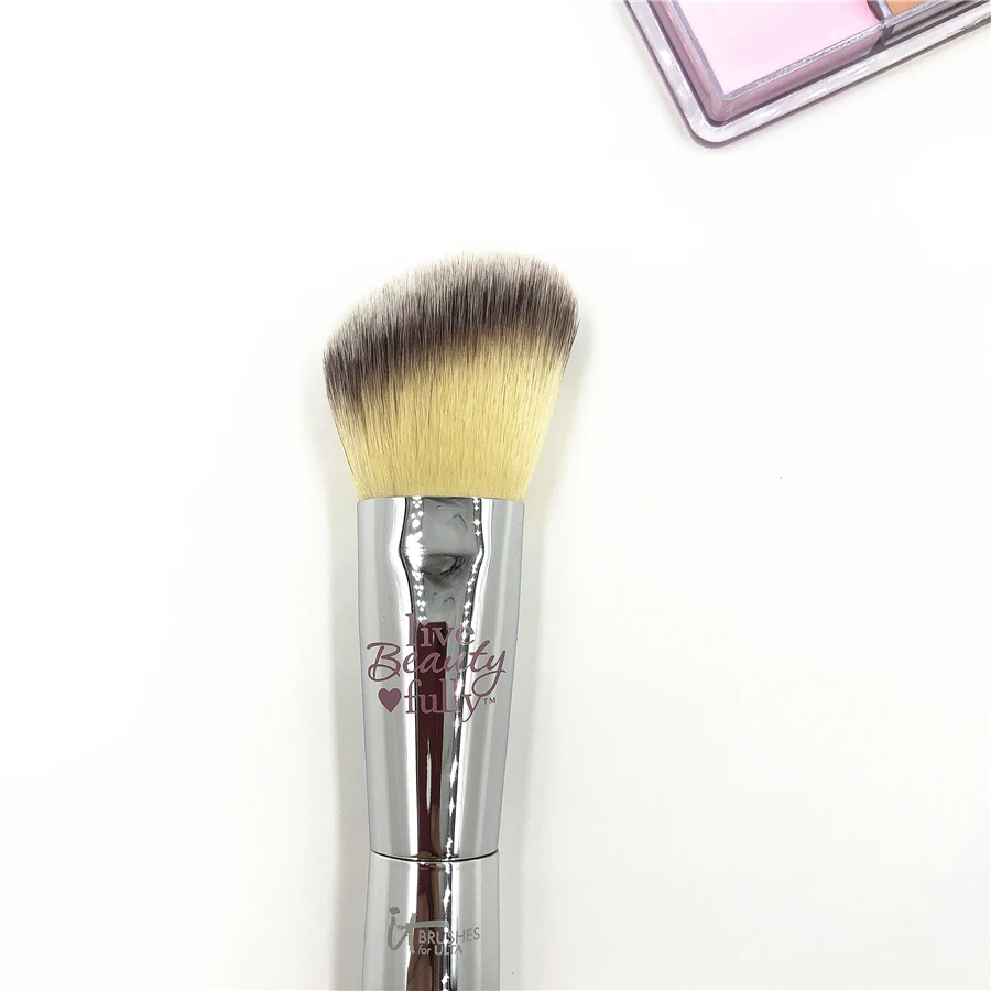 Кисть для румян Live Beauty полностью #227 угловая серебряная It Косметика #206 круглая