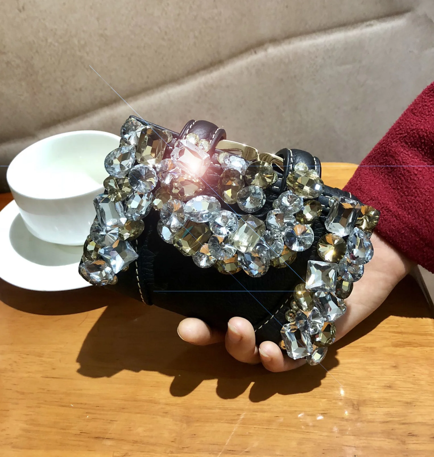 

Короткий женский кошелек из натуральной кожи, стразы, бумажник из воловьей кожи с монетницей, Модный складной кошелек с защелкой и стразами