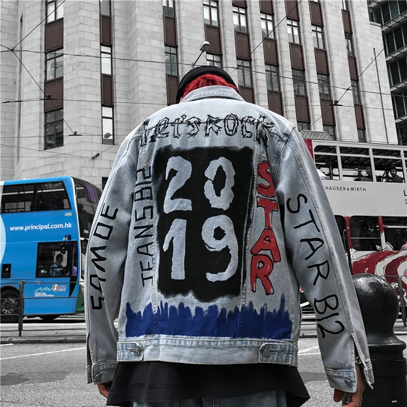 

Hip Hop Denim Jackets Men Streetwear Jeans Coats Letter Graffiti Printed Jacket Cotton 2019 Autumn Streetwear Tops Male GM151