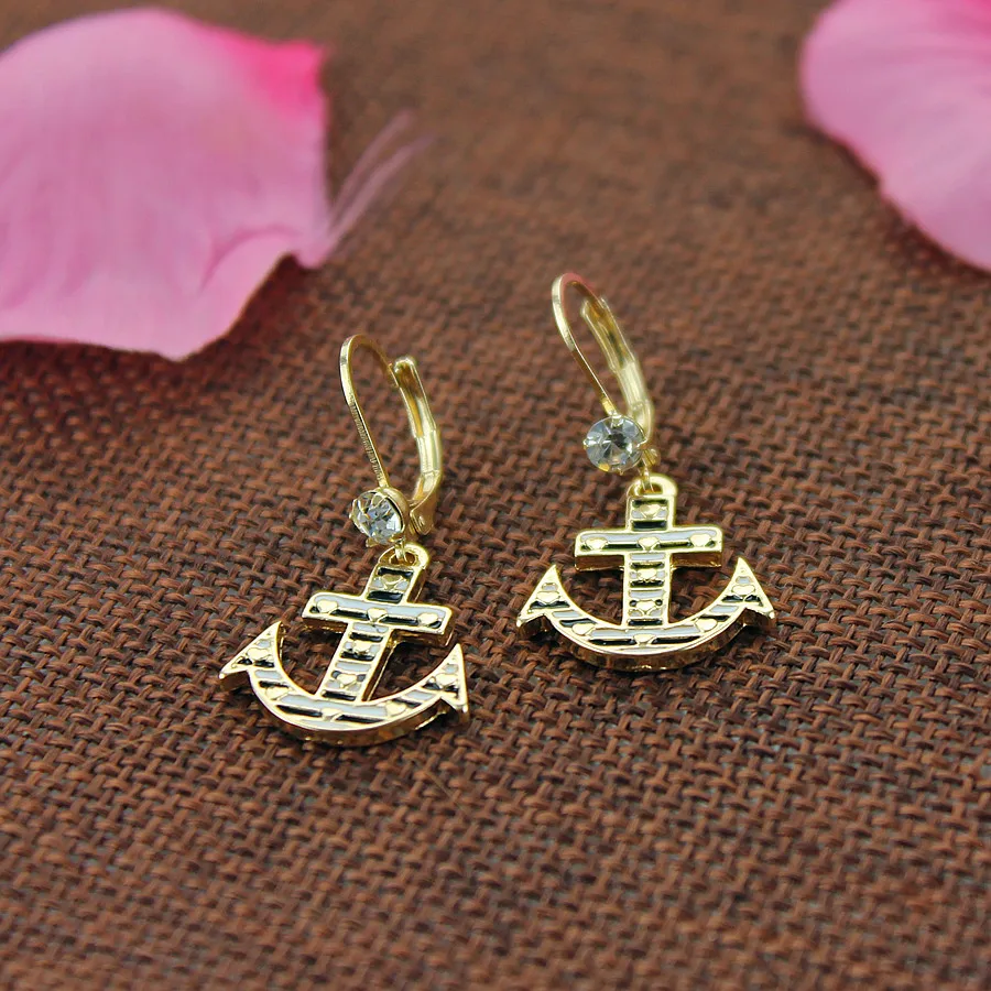 Стильные серьги гвоздики 2014 Новая мода и чистый свежий элегантный контрактный