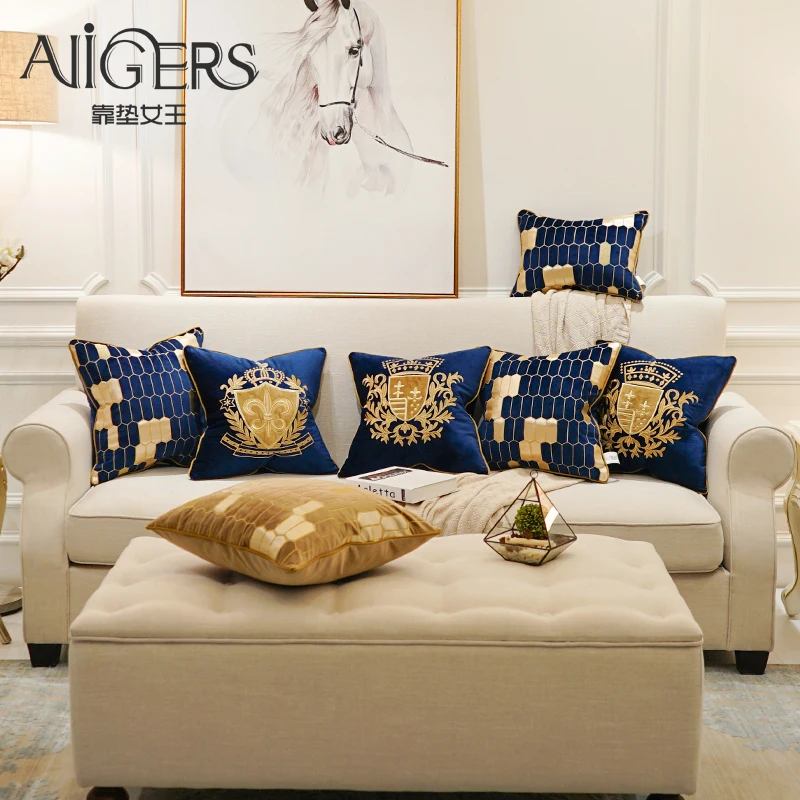 

Avigers Embroidery Velvet Cushion Cover Luxury European Pillow Cover Gold PillowCase Geometry Home Decorative Sofa Throw Pillow