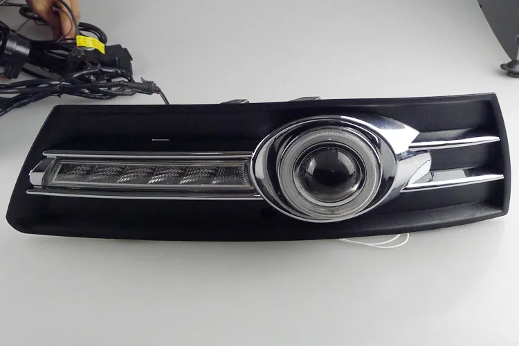 2010 ~ 2012 CC туман светильник на открытом воздухе Бесплатная доставка! головной Touareg