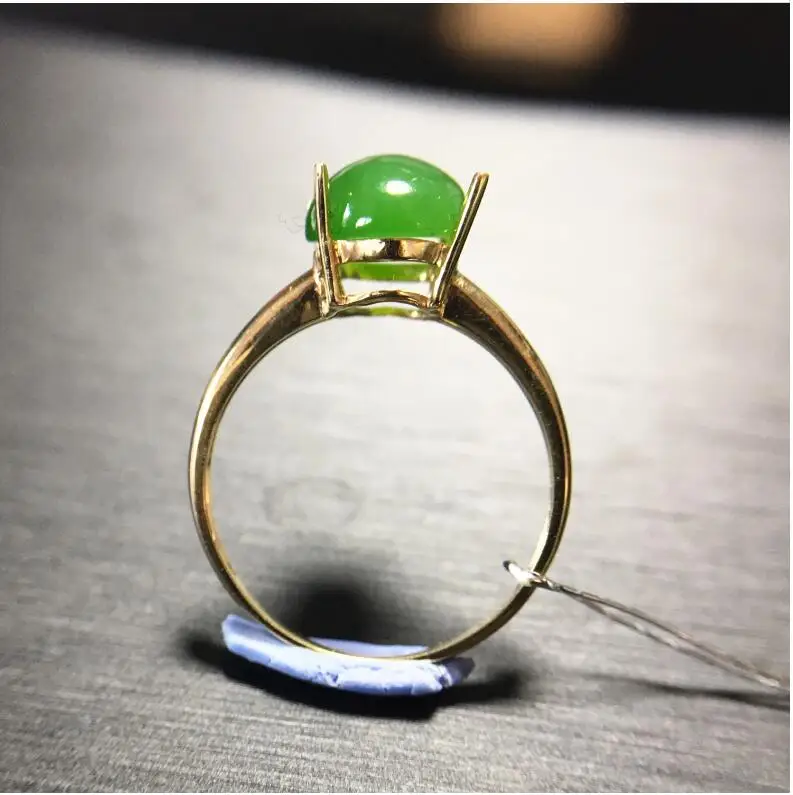 Настоящее 18K Золотое кольцо из натурального золотого нефрита Размер 7*9 мм |