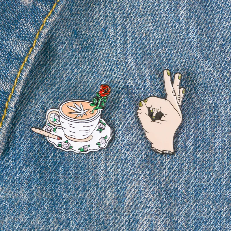 

18 years new 2pcs/set Coffee and Finger pins Middle finger F You rose coffee cup Punk pins Funny brooches Badges Lapel pins
