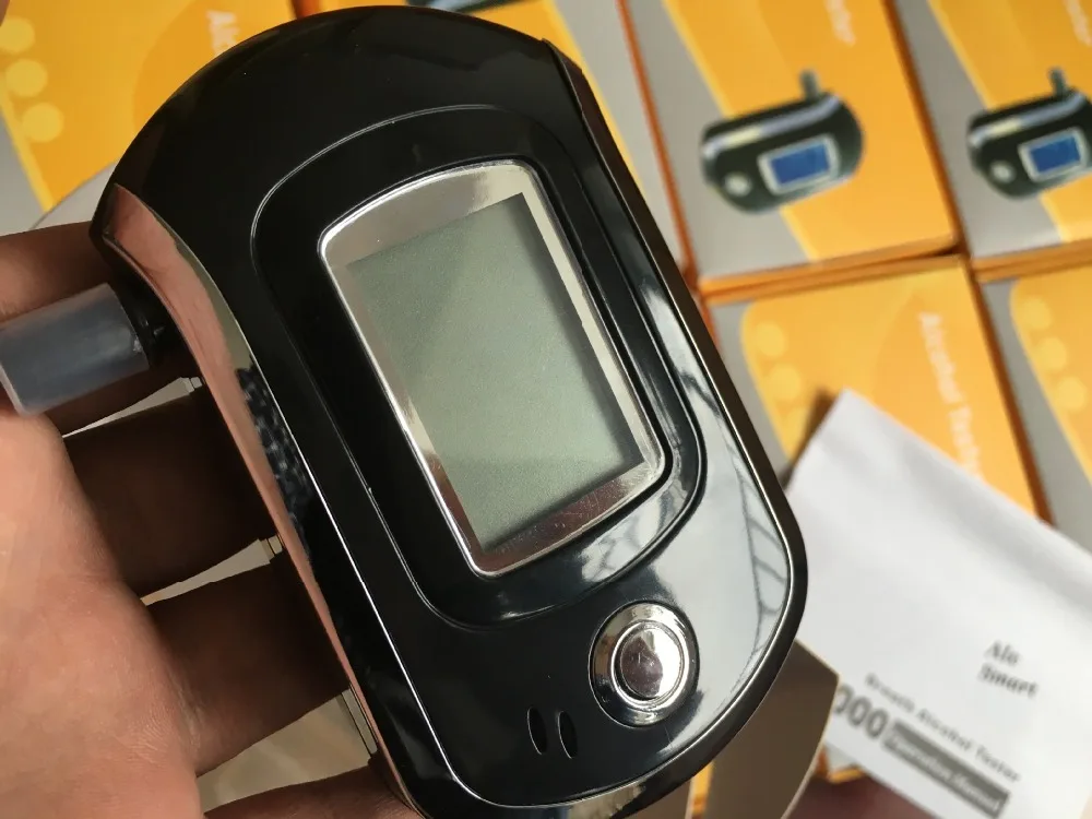 Алкотестер AT6000 автомобильный детектор с 5 мундштуками и ЖК