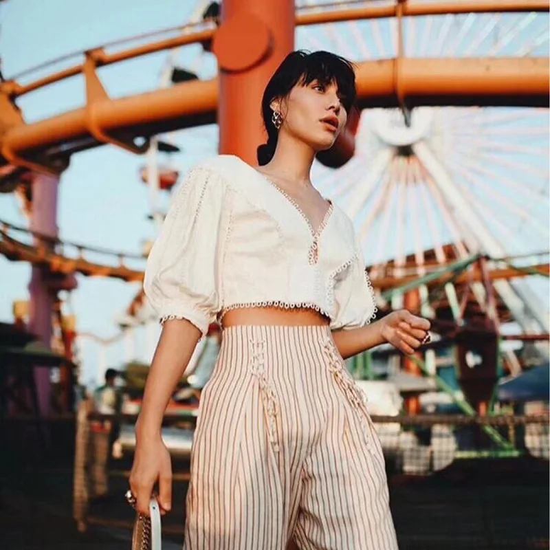 2018 Autumn High Quality Vocation Holiday Puff Sleeve 1/2 V-neck White Cotton Lace Women Blouse Top |