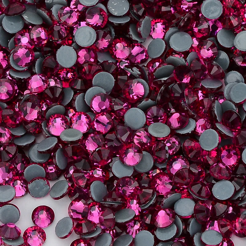 Высококачественная блестящая фуксия на плоской подошве с железной поверхностью