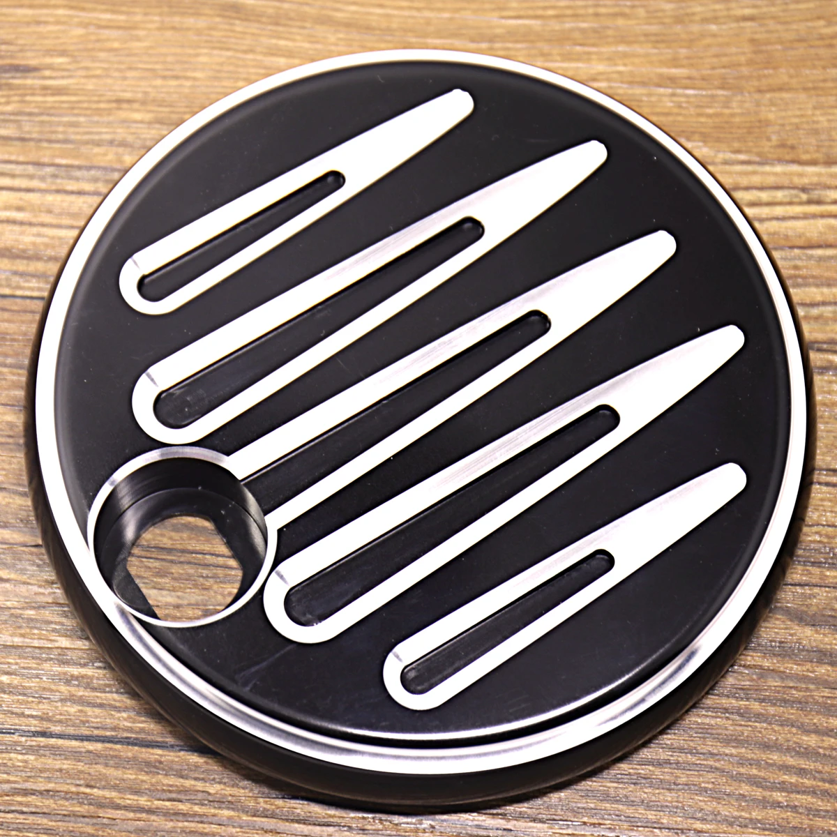 Черная крышка топливного бака с мелким вырезом для моделей Harley Touring Street Glide FLHX FLT