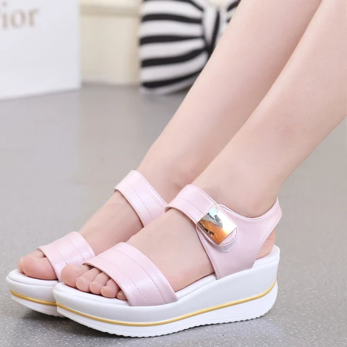 Size43 Летние женские сандалии на платформе; из натуральной Кожаный крючок петля; мягкие и удобные туфли на танкетке Дамская обувь повседневные сандалии 9 Цвета - Цвет: pink