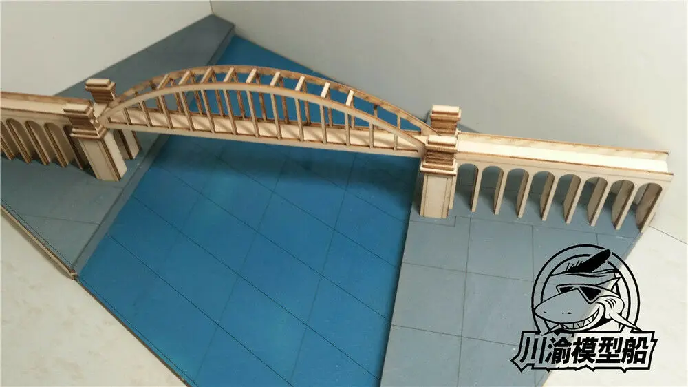 Деревянная Сборная модель в масштабе 1/700 с изображением пересеченной реки и арки