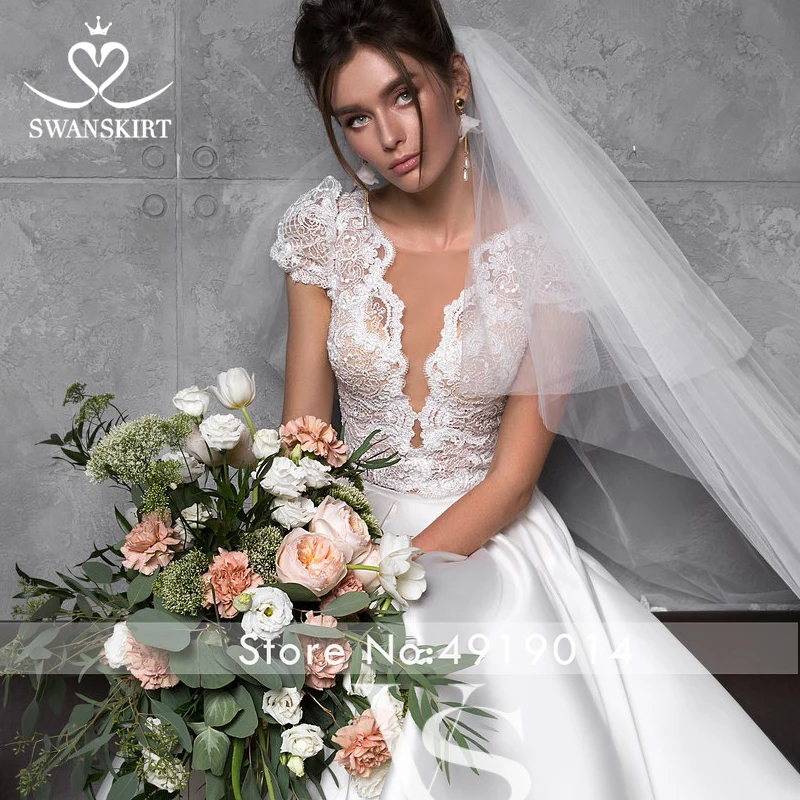 Swanskirt, винтажное атласное свадебное платье с глубоким v-образным вырезом,, потрясающее кружевное ТРАПЕЦИЕВИДНОЕ платье для невесты принцессы, Robe De Mariage Z123