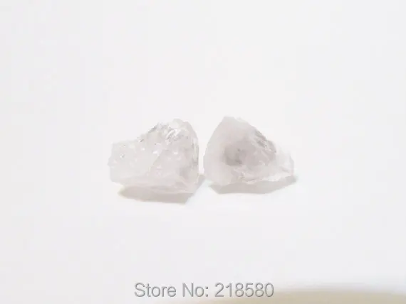 

Raw Clear Quartz Crystal Stud Earrings ER18466
