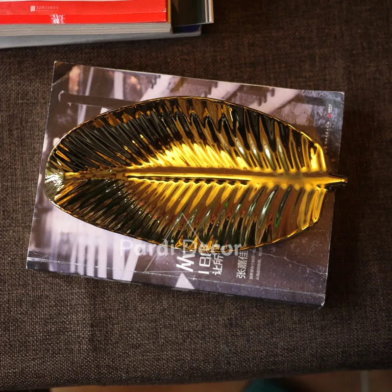 Золотое банановое блюдо в виде листа маленькие керамические