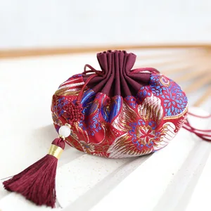 Хлопковая Высококачественная комбинированная ретро-Сумка-саше с цветами, дворцовая сумка с кисточками, ювелирные сумки, подвесные украшения для автомобиля, подарочные сумки