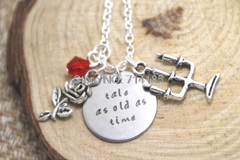 Красота и ожерелье чудовища из &quotкрасавицы чудовища&quot Belle Tale как время.