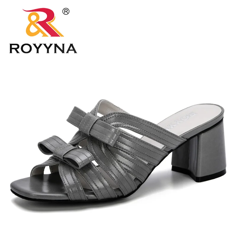 ROYYNA 2019 Новые популярные шлепанцы сандалии для женщин Летняя обувь элегантные на