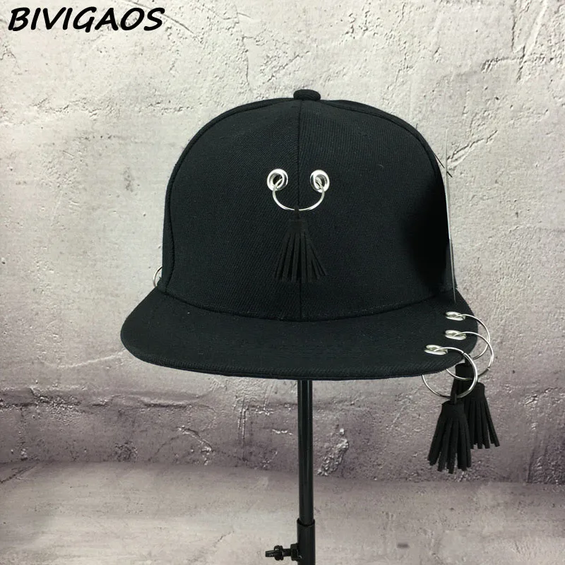 Tassel Iron Ring Harajuku мода SWAG заклепки цепи бейсболка s хип хоп шляпа с металлическим кольцом Snapback Кепка тренд пара танец бейсболка для женщин - Цвет: Tassel Iron Ring