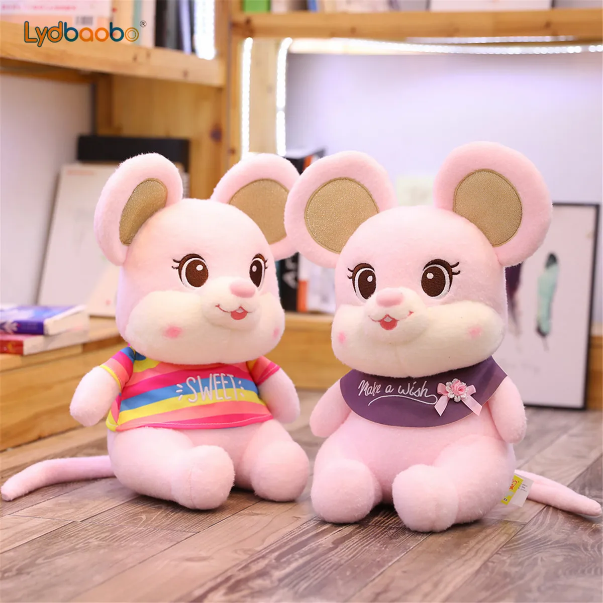 1 шт., новинка, Kawaii mouse, плюшевая кукла, высокое качество, мягкая в ношении мышь, фигурки животных игрушечные, детские подарки на день рождения, Рождество