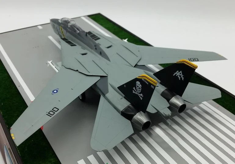 1: 72 ВВС F14B VF-103 Истребитель модель бомбардировщика труба 37186 Коллекционная |