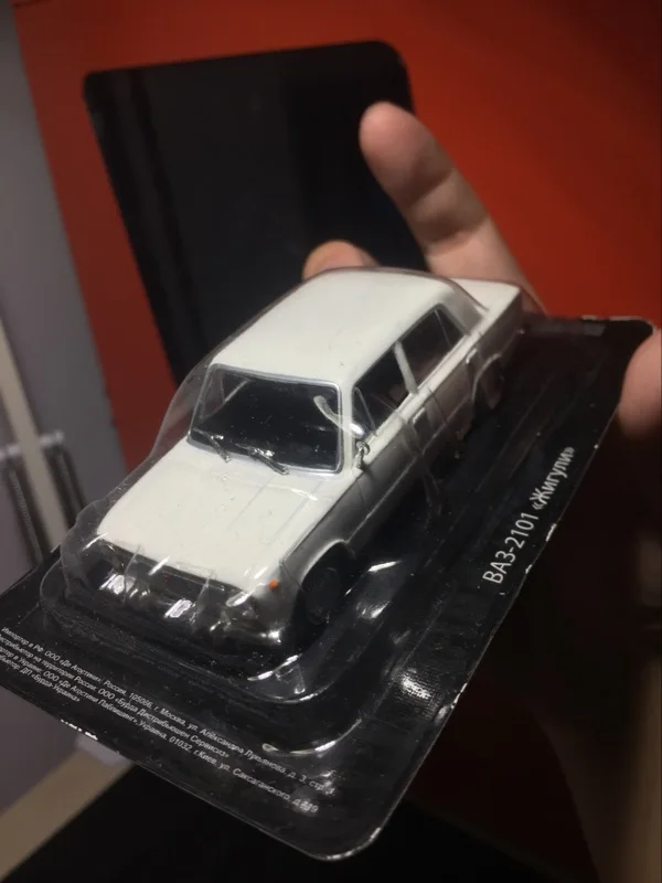 Бесплатная доставка 1:43 масштабная модель полученная литьем под давлением Россия