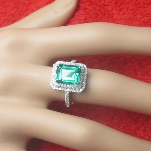 Обручальное кольцо из белого золота с изумрудами 8 х10 мм|emerald diamond engagement rings|ring