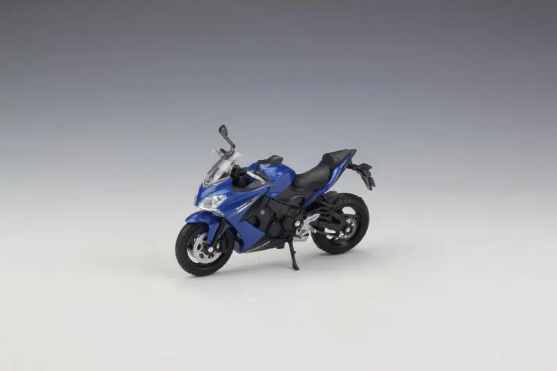 Модель мотоцикла Welly 1:18 SUZUKI 2017 новая в коробке| |