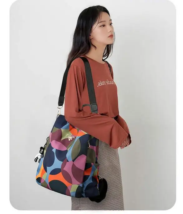 Camouflage Graffiti Waterproof Oxford Women Backpack Anti theft Women travel bag Famous Brand Ladies Large Capacity schoolbag