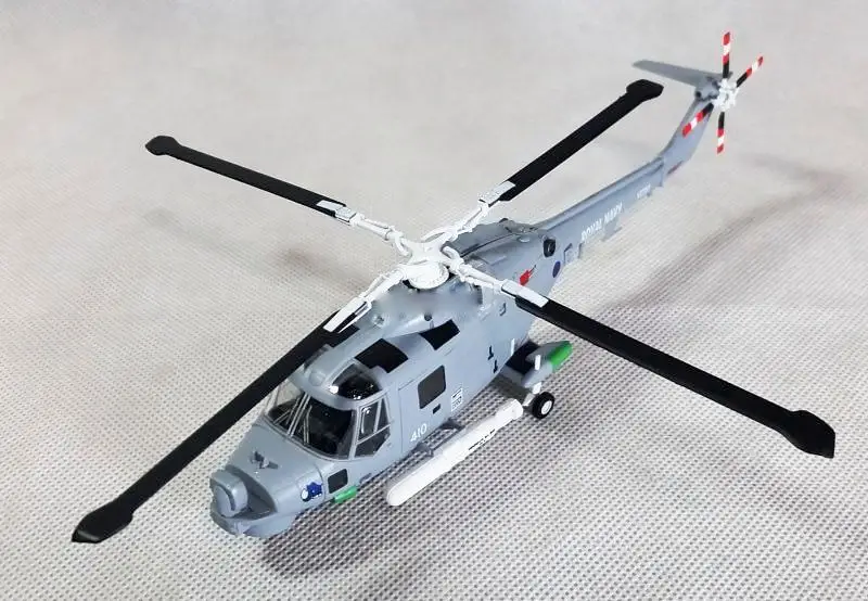 Рысь MK88 супер N 410 синий носорог военно-морской флот 1/72 готовой вертолет easy model |
