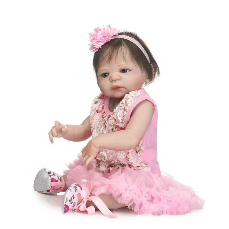 23 дюймов 56 см Реалистичная ручная кукла для новорожденных полностью виниловая