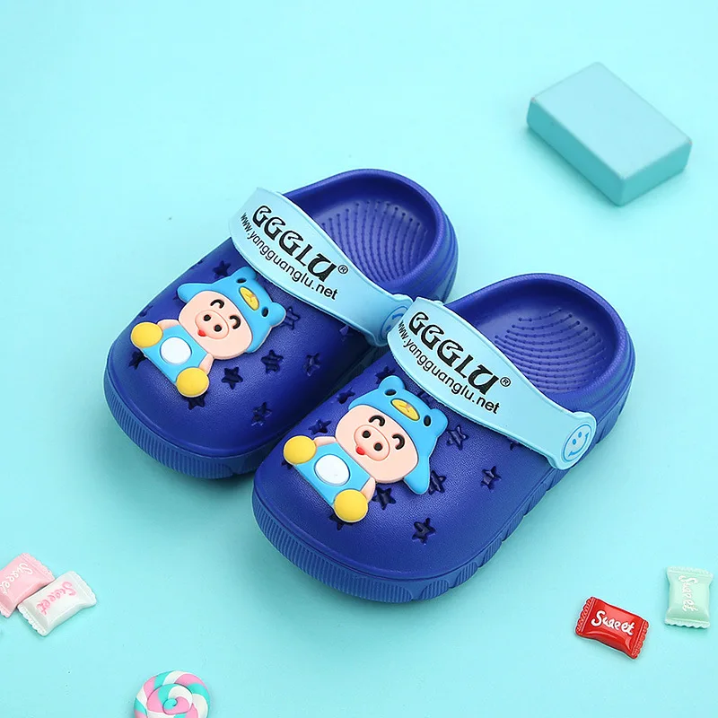 BLUE PIG Детские тапочки; коллекция года; сезон весна-лето; новые детские Нескользящие сандалии Baotou для мужчин и женщин; домашняя обувь с отверстиями - Цвет: BLUE PIG