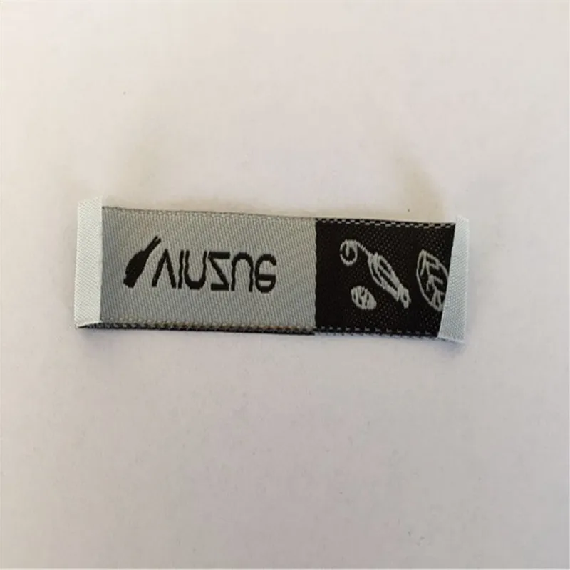 

Customized Woven Label Garment Label