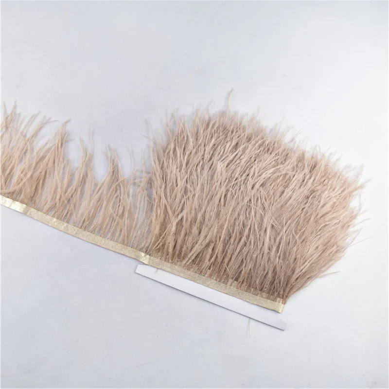 Light Brown 1 ярдов обрезки из натуральных перьев страуса 8-10 см Перья ленты для рукоделия карнавальный костюм/юбка/платье украшения Шлейфы - Цвет: Light Brown